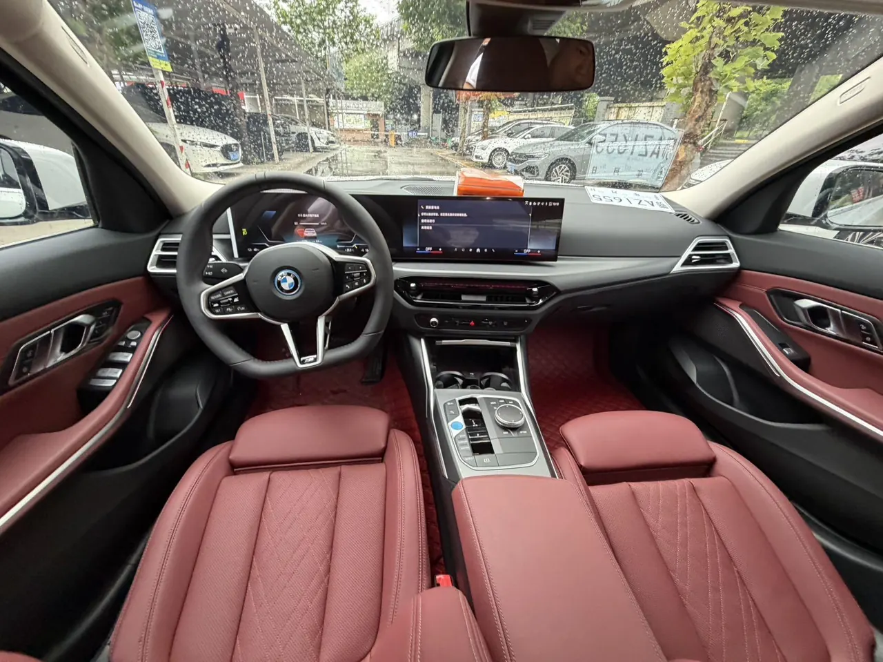 BMW 2025 i3 eDrive 35 L automatic gear 8
