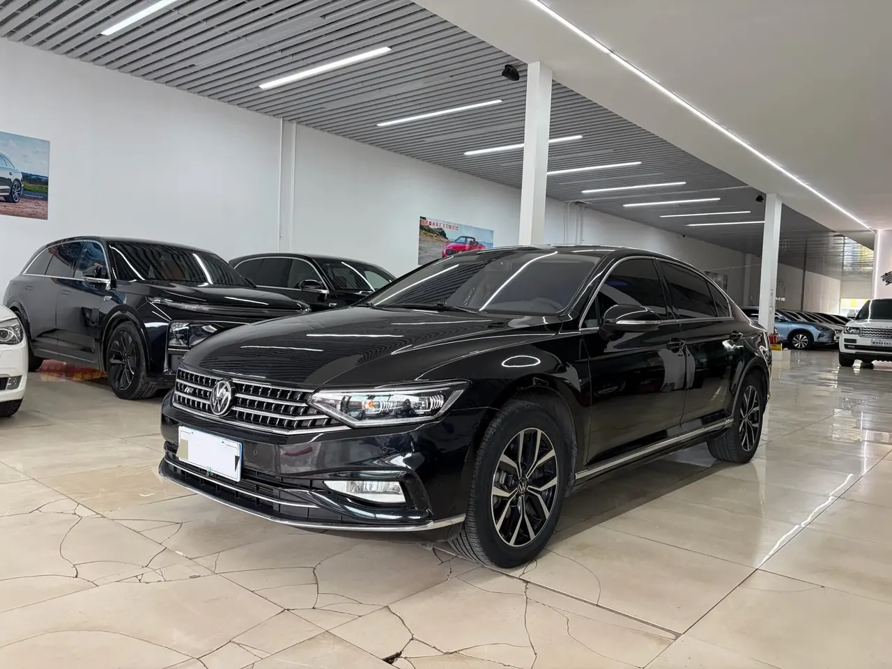 Открыть галерею: Volkswagen 2020 Magotan 1.4TSI 280TSI Leading Automatic Transmission