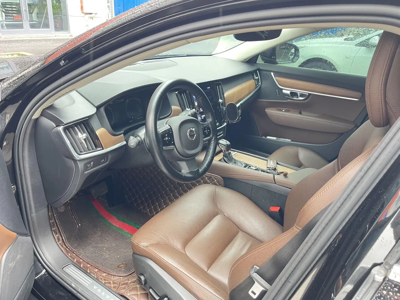 Volvo 2020 S90 2.0T T5 Zhiyi Deluxe Edition Automatic Gear 2