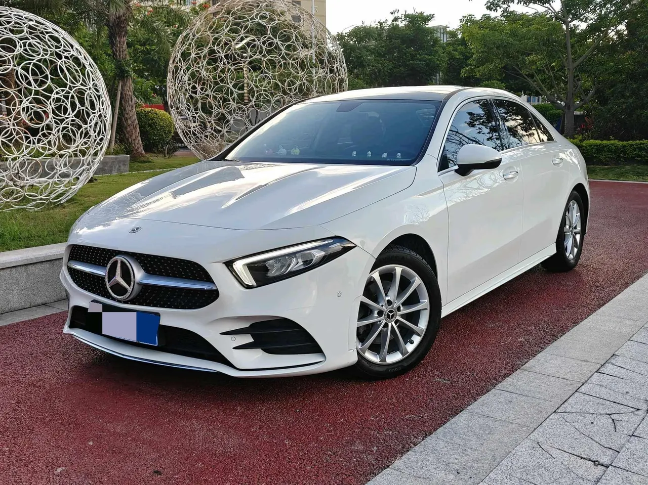 Mercedes Benz Class A 2022 A 200 L 1.3T Fashion Automatic Gear - View 1