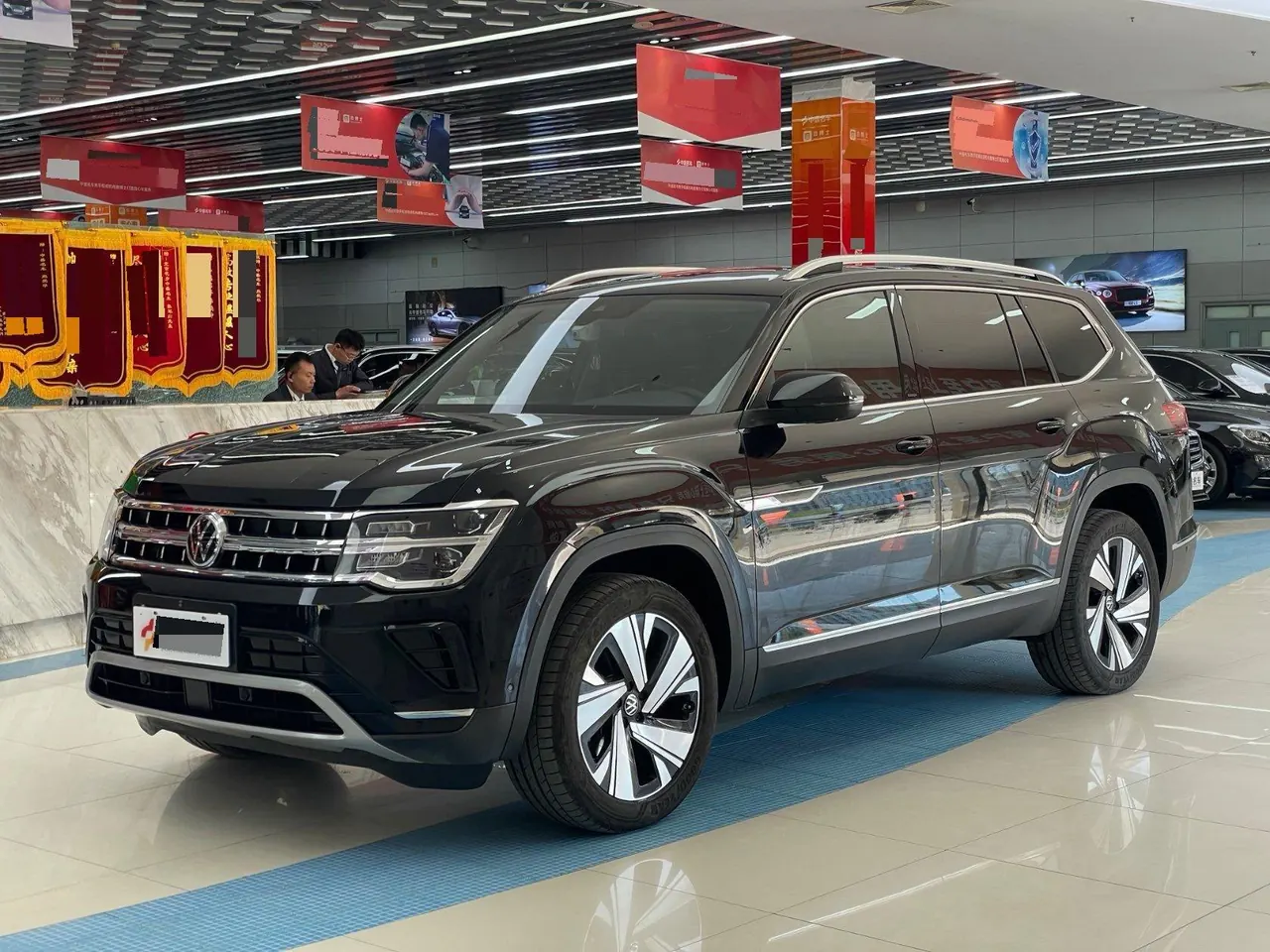Open image lightbox: Volkswagen 2024 Tuang 2.0TSI 380TSI four-wheel drive Longyao version automatic gear