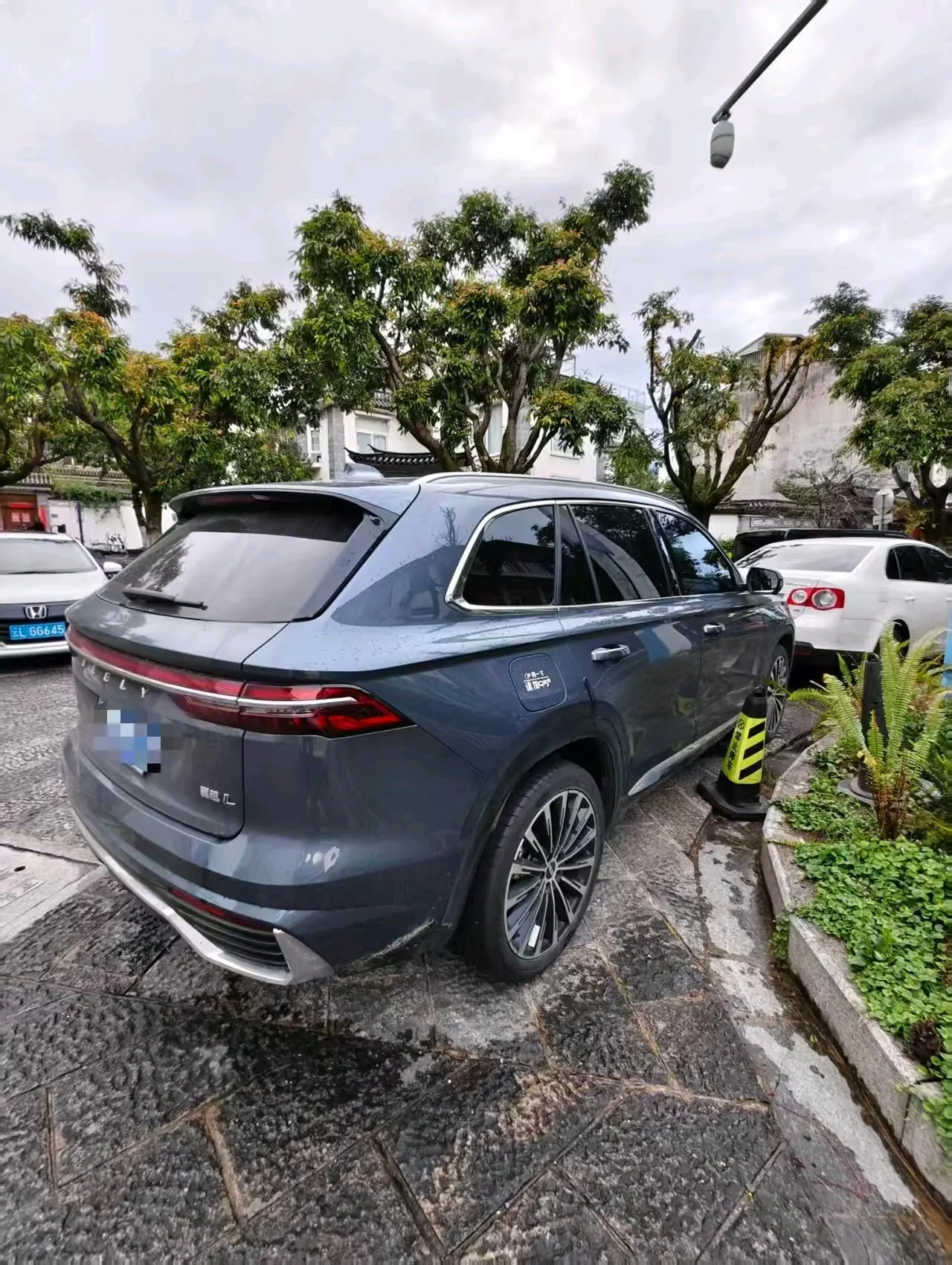 Geely 2025 XingyueL (Monjaro) 2.0TD Oriental Yao Star-Gazing Edition Automatic Transmission 5