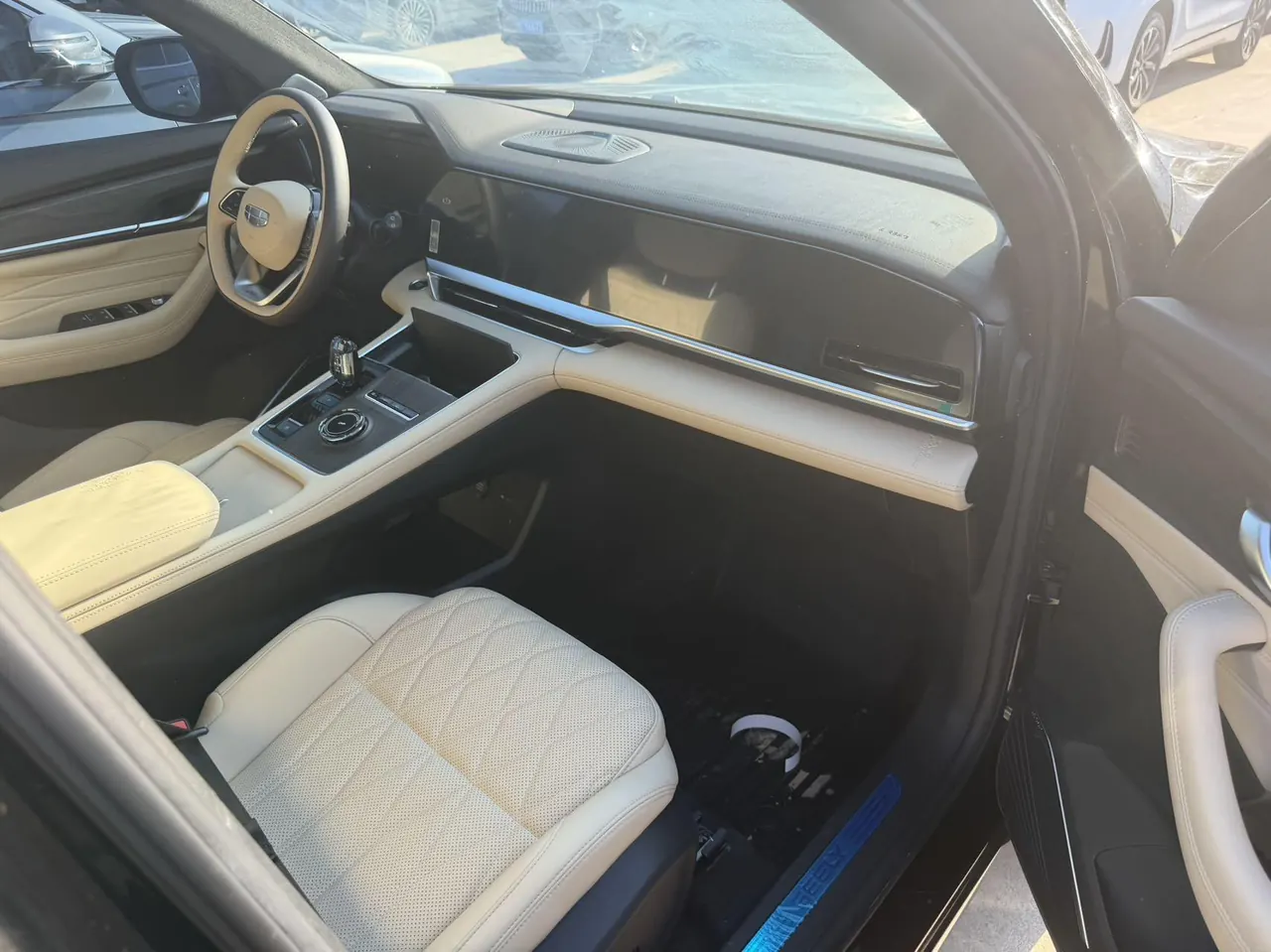 Geely 2025 XingyueL (Monjaro) 2.0TD Oriental Yao Star-Gazing Edition Automatic Transmission 7