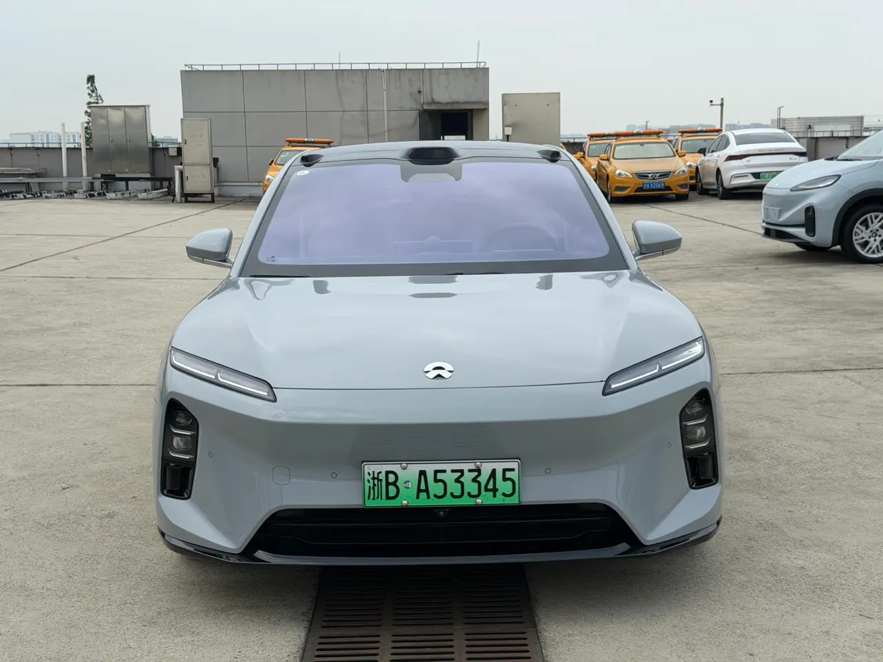 NIO 2025 ET5T 75kWh Touring automatic - View 1