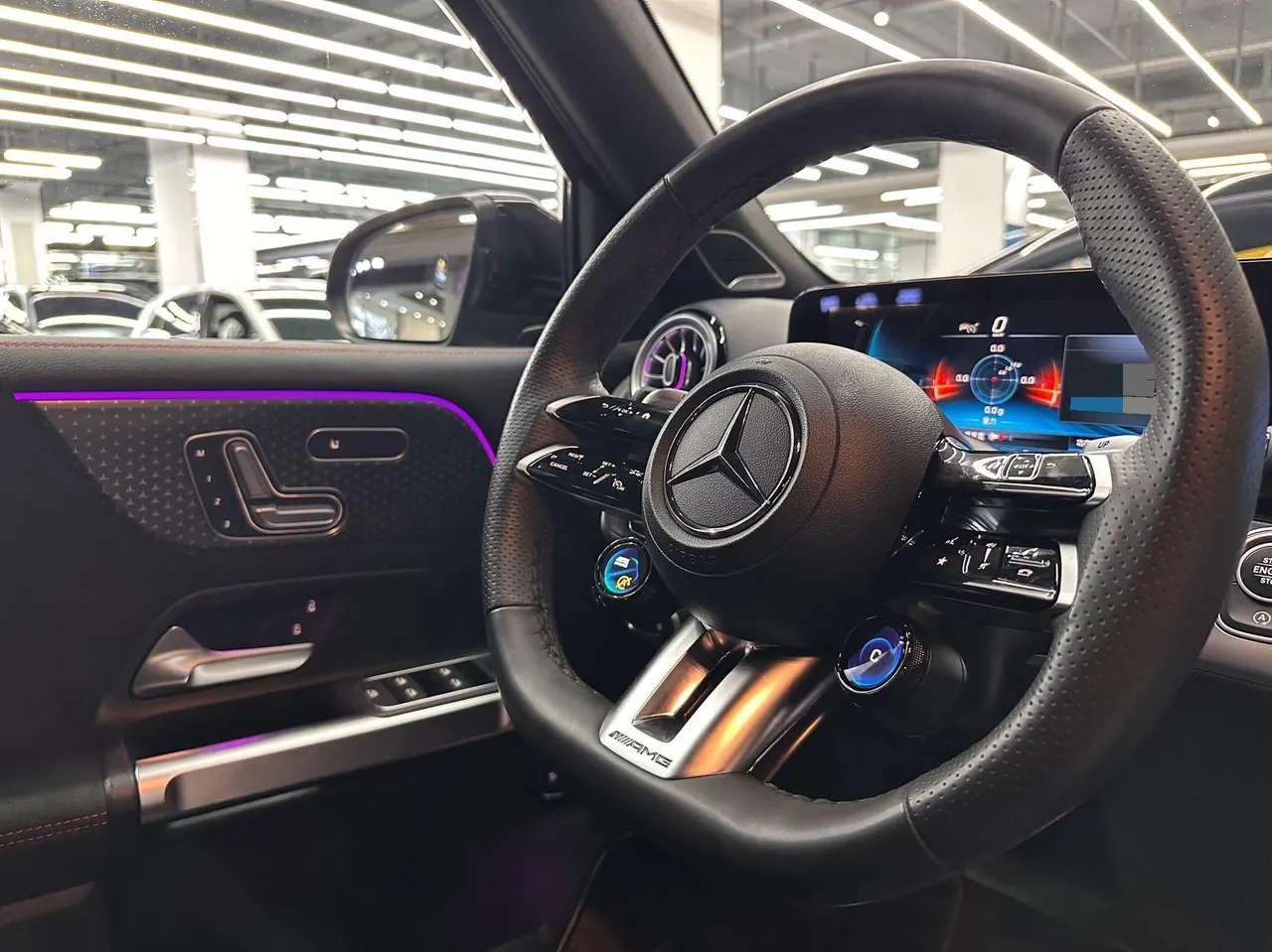Mercedes Benz GLB AMG (Imported) 2024 GLB 35 AMG 4MATIC 48V 2.0T Automatic 4