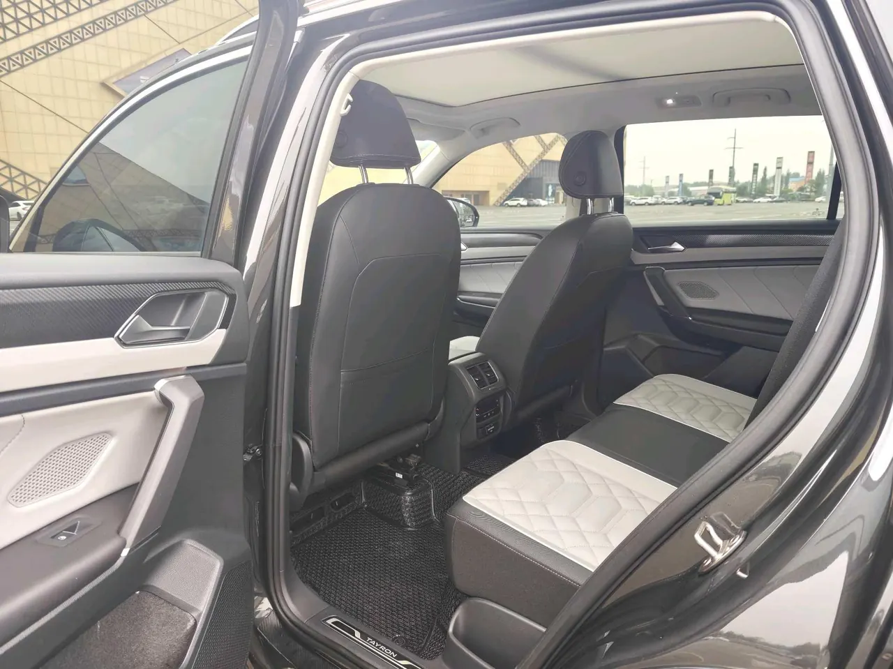 Volkswagen 2023 Tanyue 1.4TSI 280TSI Two-Drive Luxury Plus Advanced Edition Automatic Gear 16