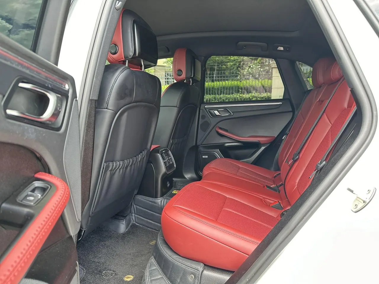 Porsche Macan (Imported) 2022 Macan 2.0T Automatic Gear 4