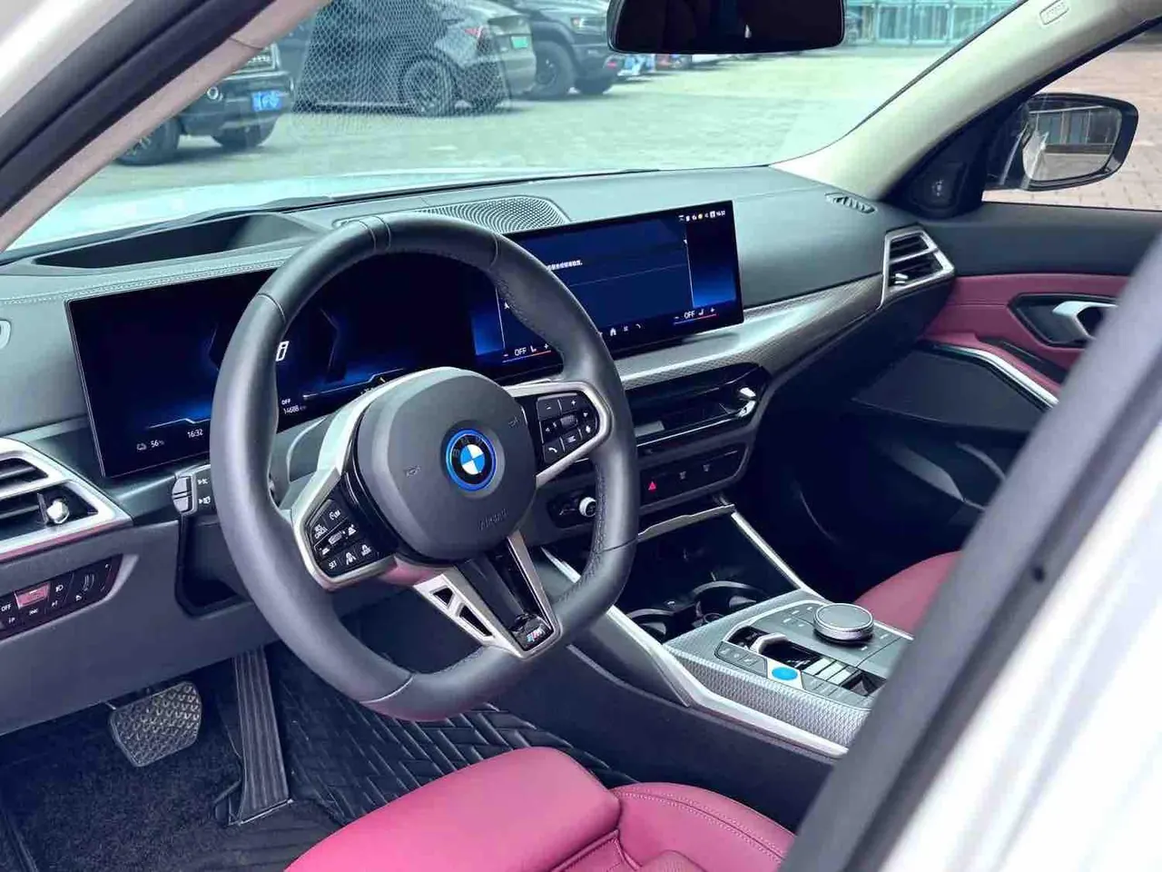 BMW 2025 i3 eDrive 40 L obsidian night sports suit automatic gear 5