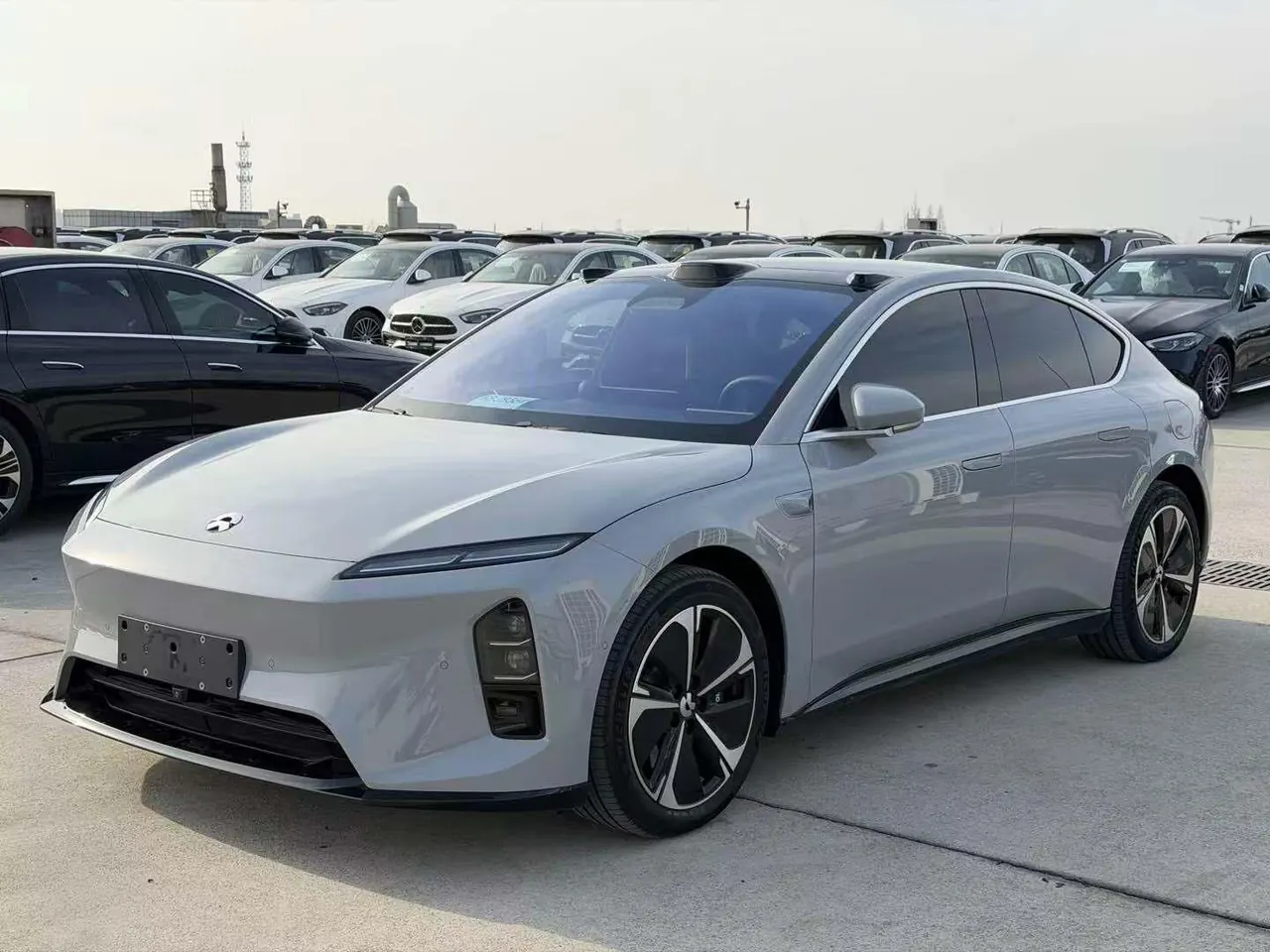 NIO 2025 ET5 75kWh automatic transmission - View 1