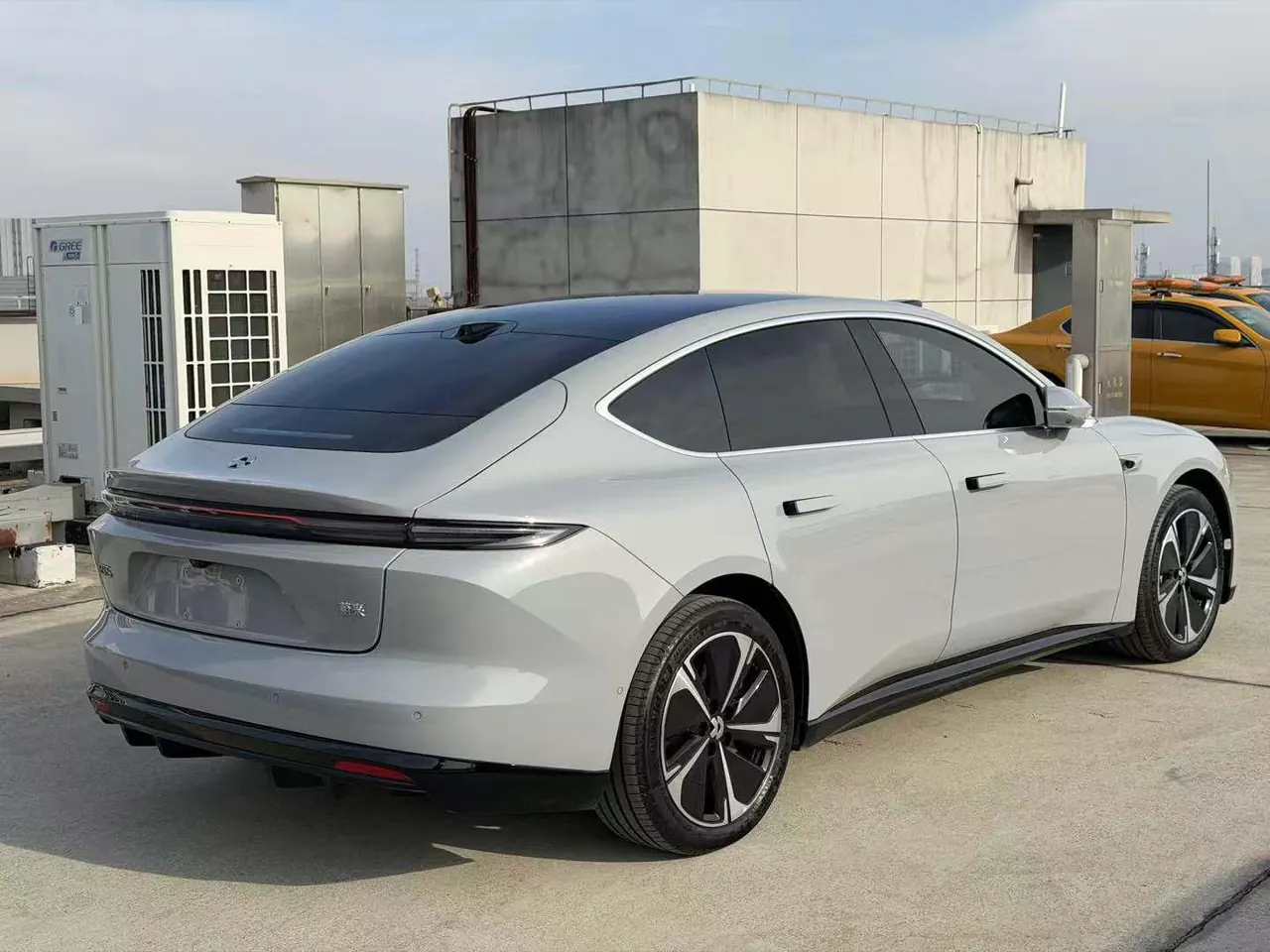 NIO 2025 ET5 75kWh automatic transmission 10