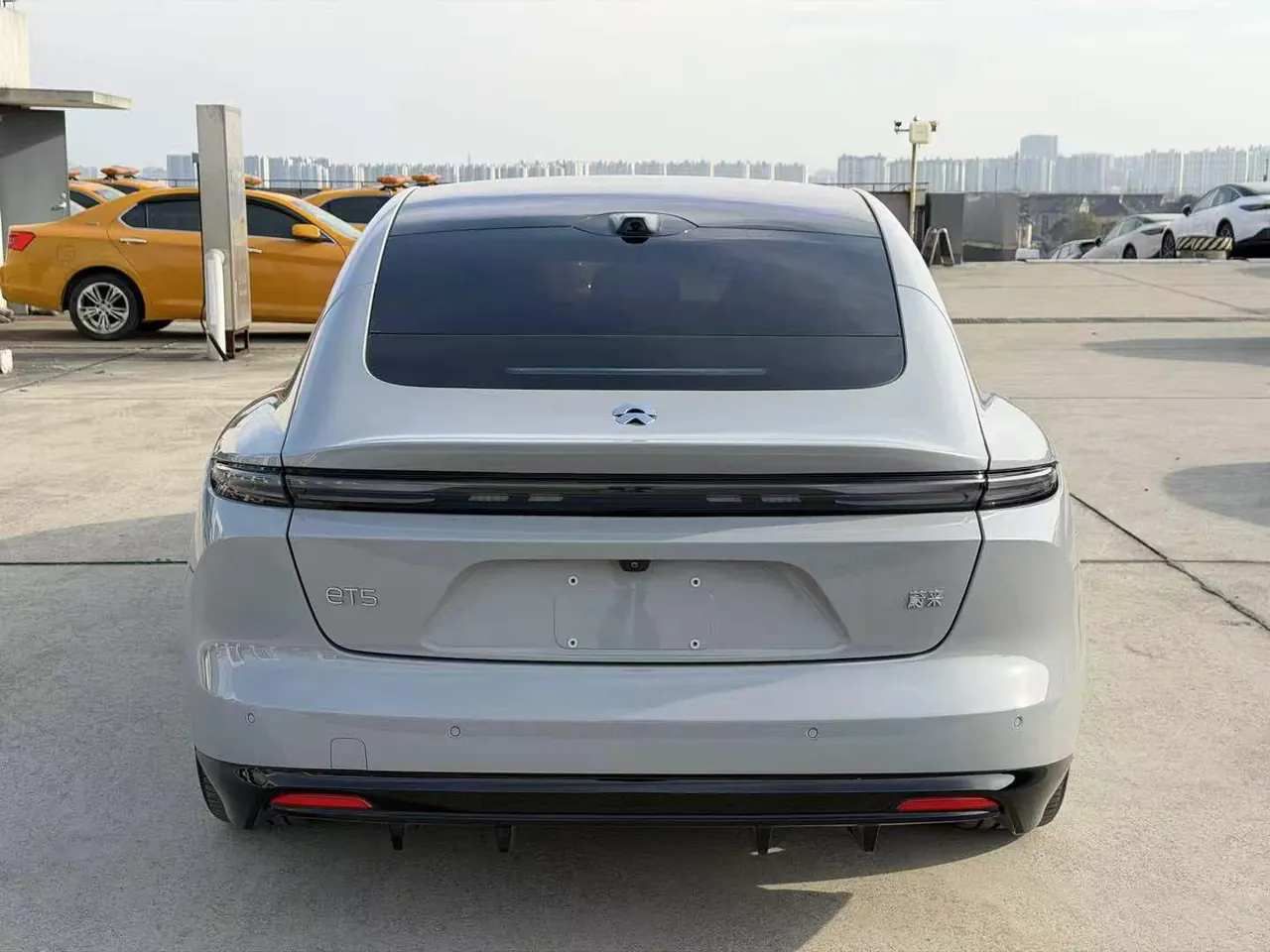 NIO 2025 ET5 75kWh automatic transmission 11