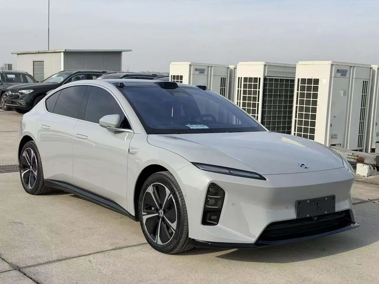 NIO 2025 ET5 75kWh automatic transmission 3
