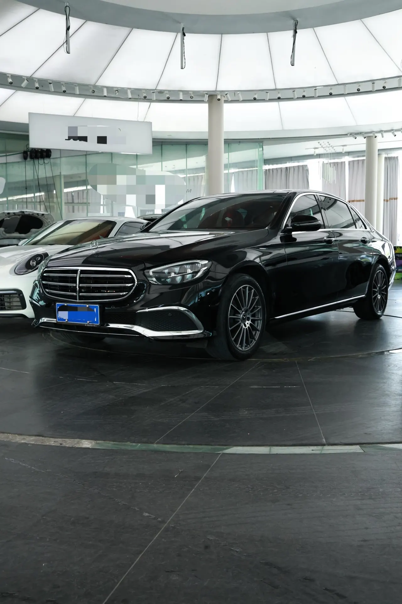 Mercedes Benz E Class 2022 E 260 L 2.0T Automatic - View 1