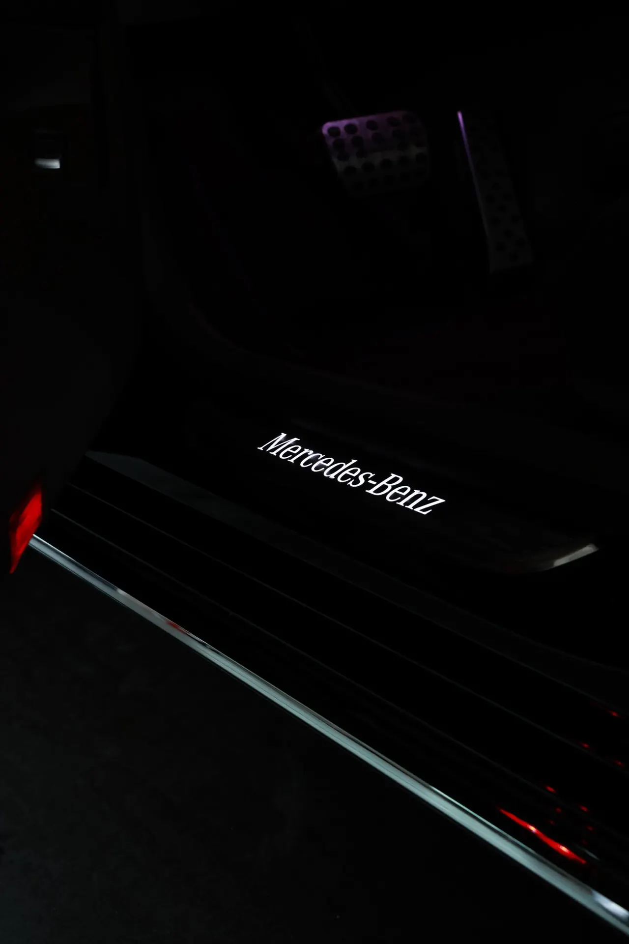 Mercedes Benz E Class 2022 E 260 L 2.0T Automatic 5