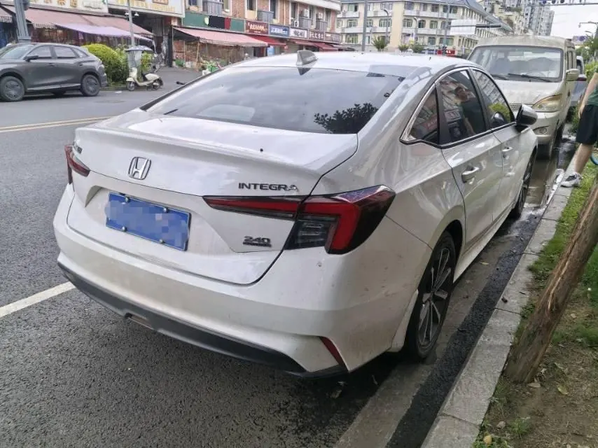 Honda 2023 model 1.5T stepless 240TURBO deluxe automatic gear 2