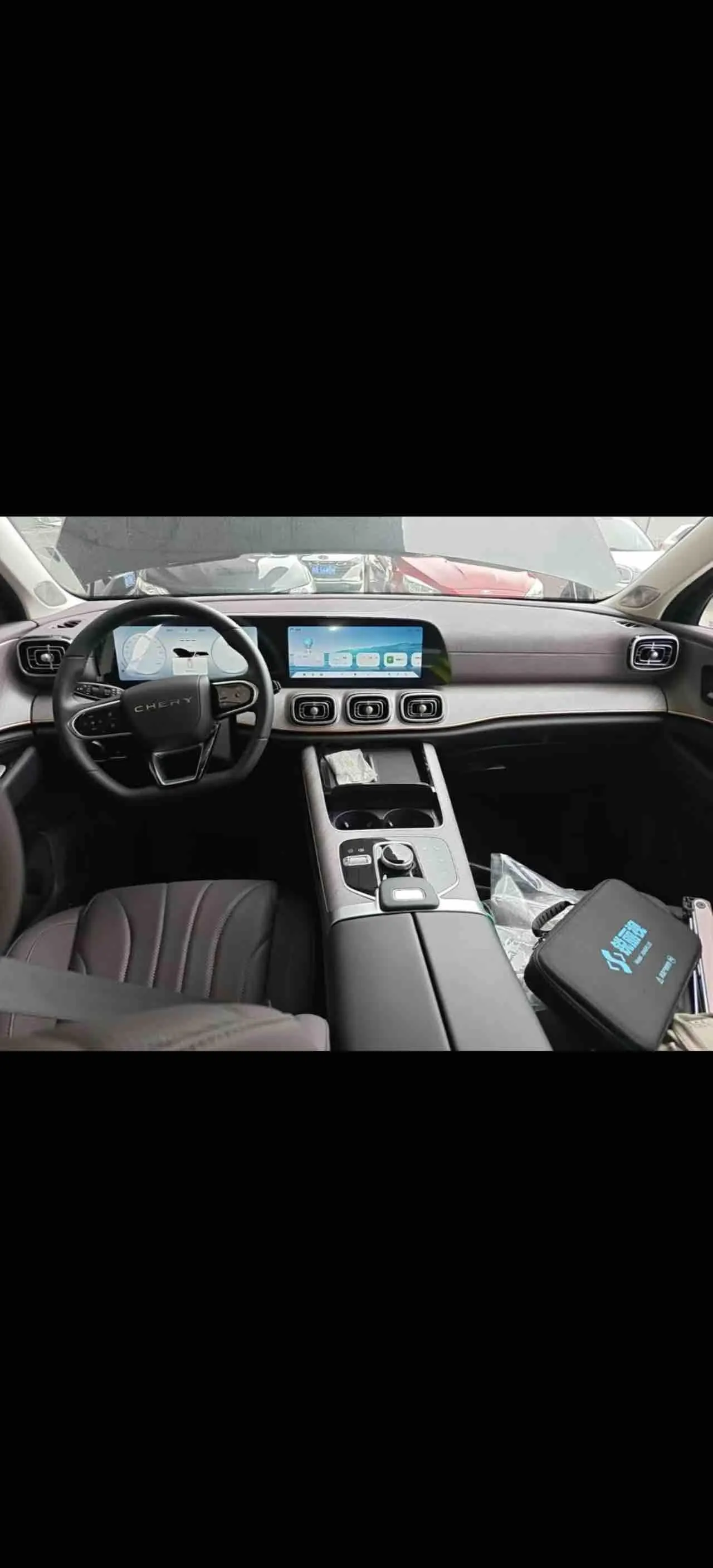 Chery 2025 Ruihu 9 C- DM 1.5T 82KM Pleasant Edition 7-seat Automatic Gear 4