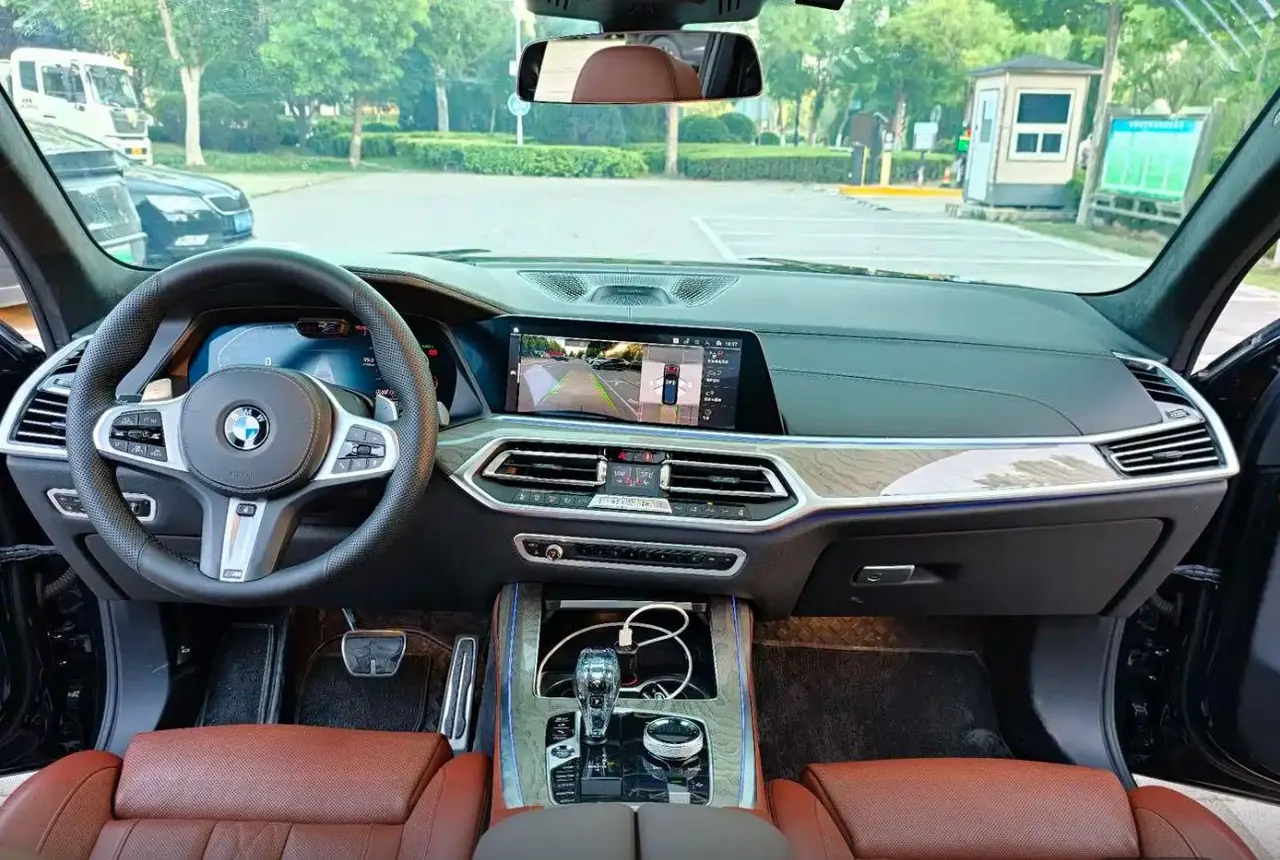 BMW X7 (Imported) 2021 X7 xDrive40i 3.0T Administrative M Sports Suit Automatic Gear 3