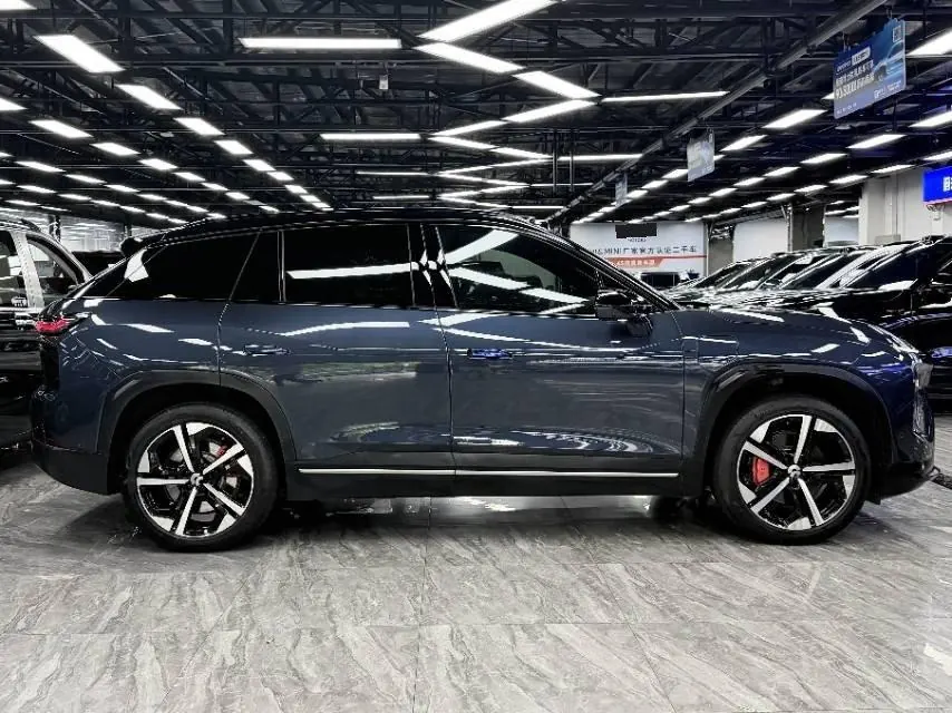 NIO 2022 ES 7 100kWh First Edition Automatic Gear 2