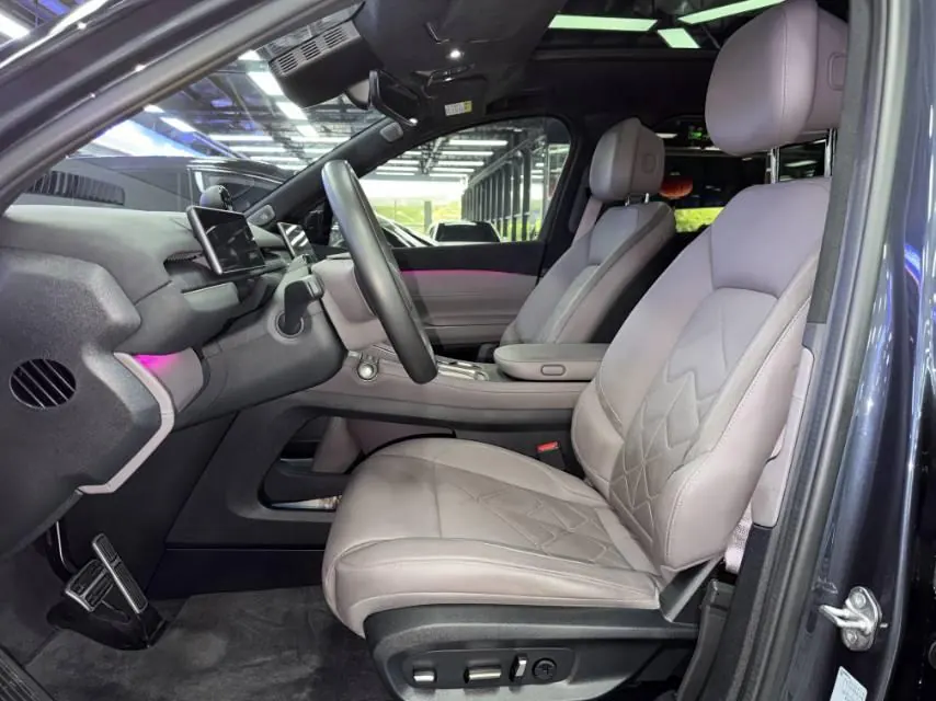 NIO 2022 ES 7 100kWh First Edition Automatic Gear 5