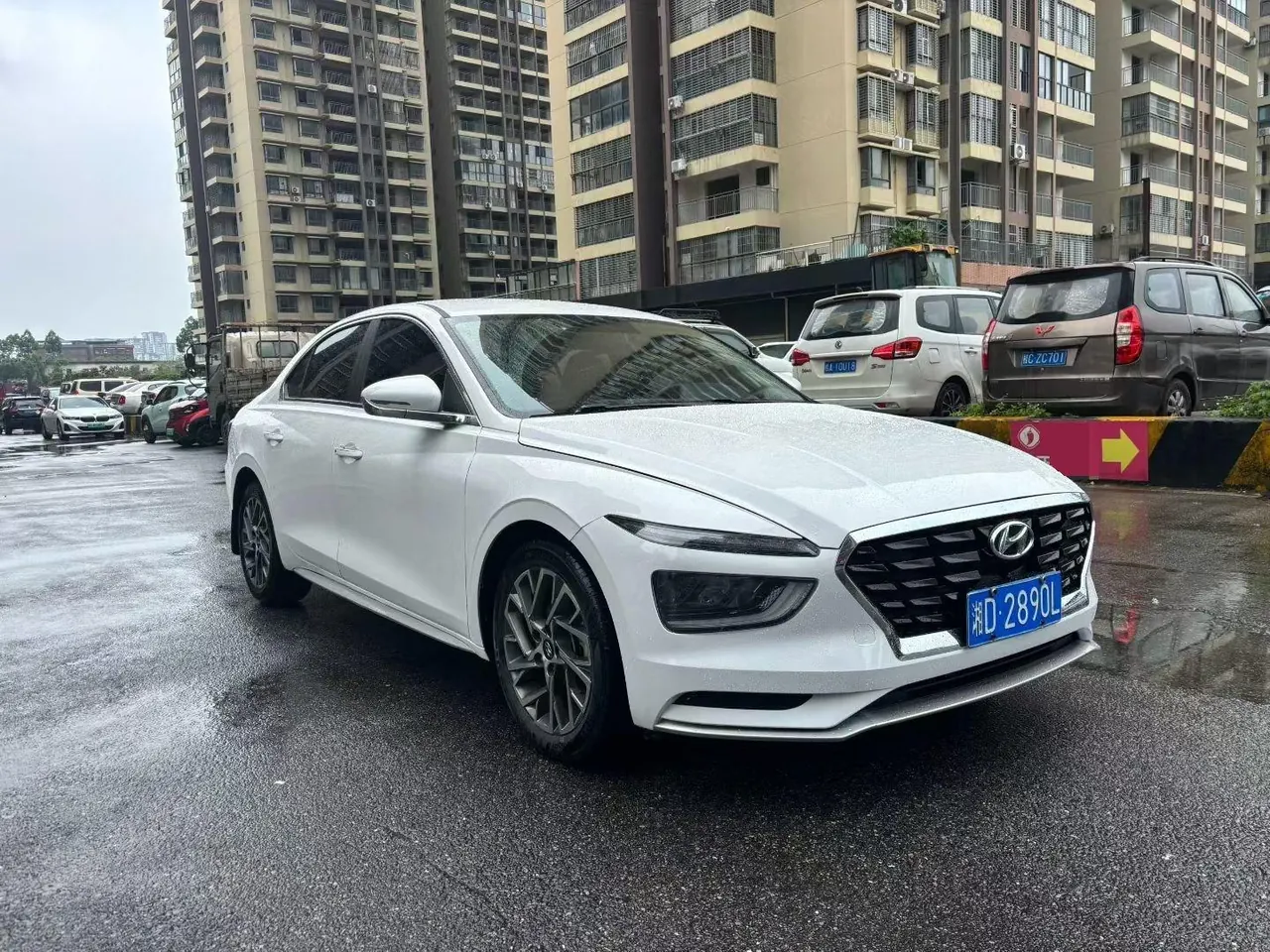 Hyundai 2021 name figure 1.8 stepless GLX elite version automatic gear 3