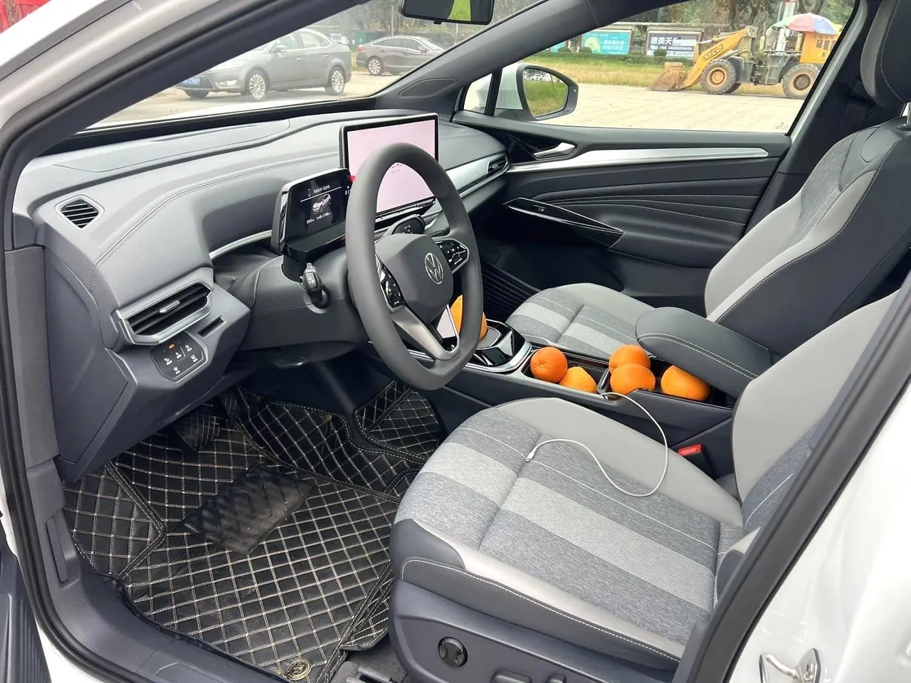 Volkswagen 2025 ID. 4 CROZZ Pure Edition Automatic Transmission 5