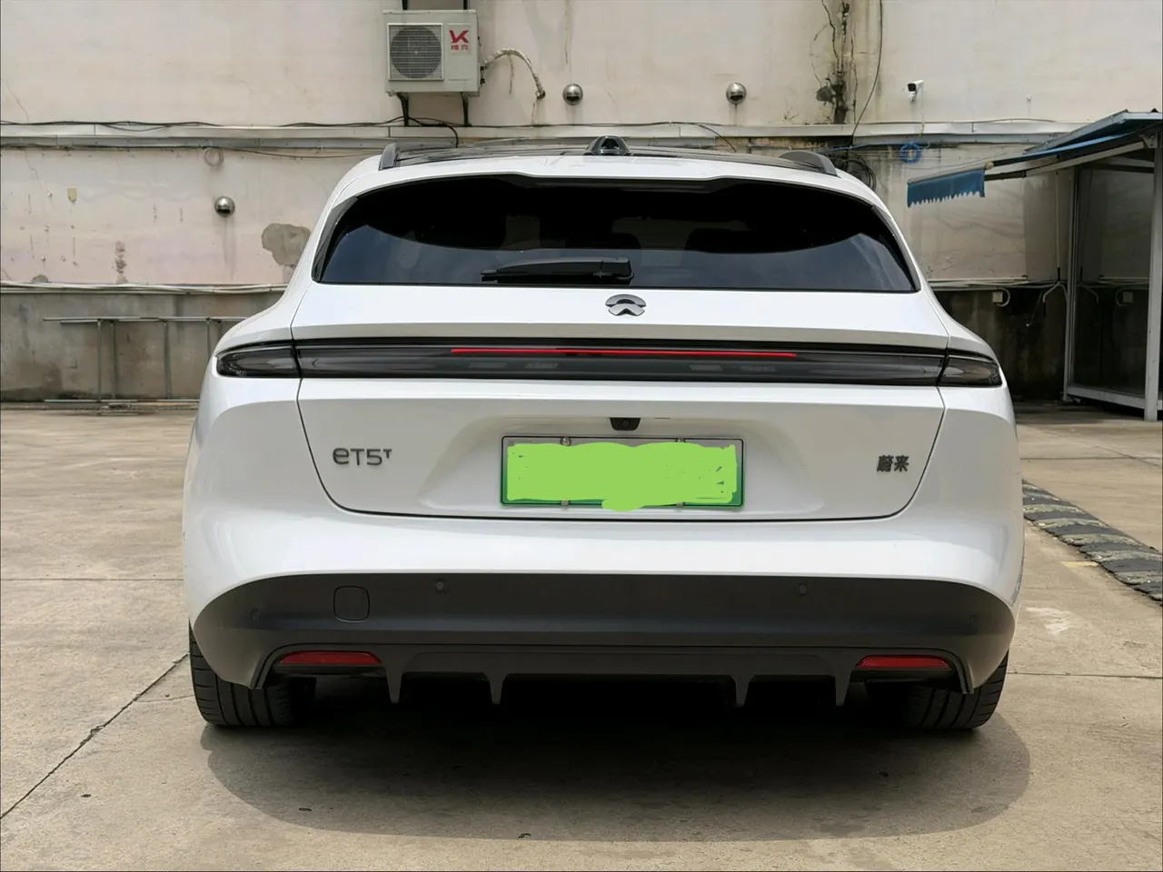 NIO 2024 ET5T 75kWh Touring automatic 8