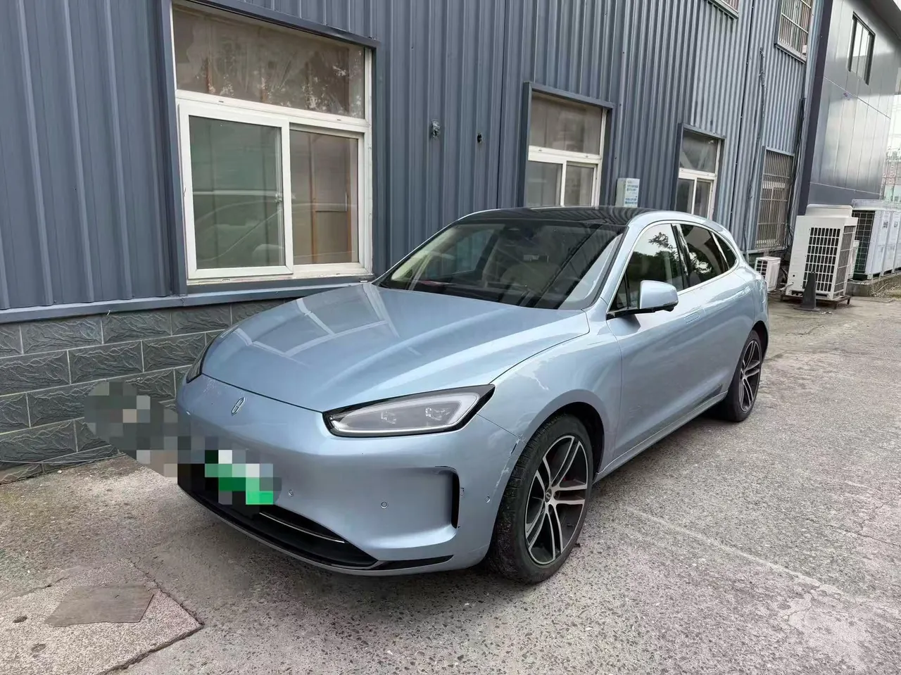 Открыть галерею: AITO 2023 AITO M5 EV rear drive standard version automatic gear