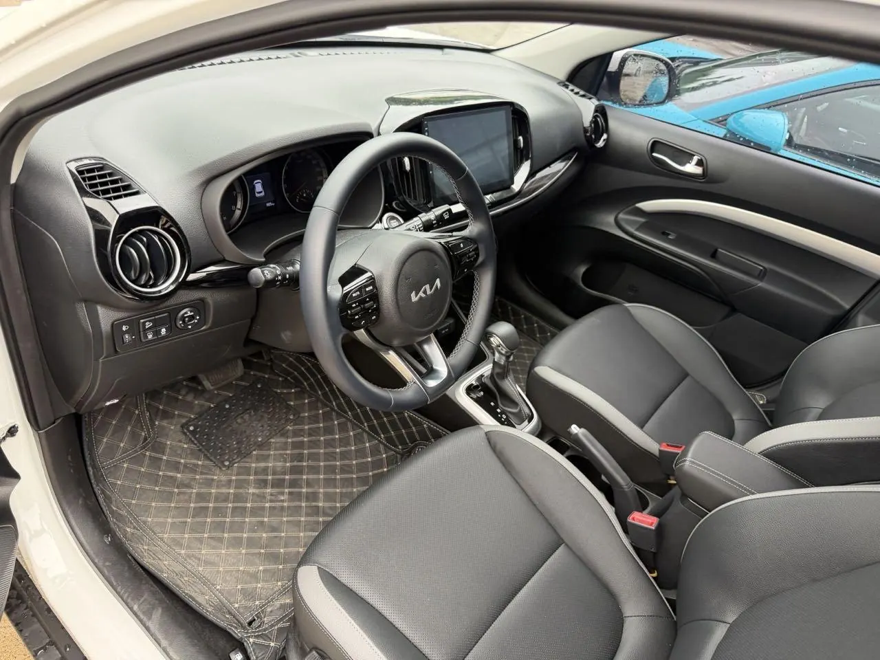 Kia 2026 Yi Run 1.4 Stepless Sunroof Edition Automatic Gear 4