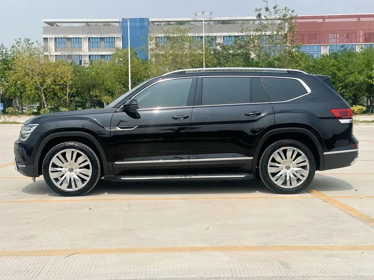 Volkswagen 2021 Tuang 2.0TSI 380TSI 4WD Respect Flagship Automatic Transmission 4