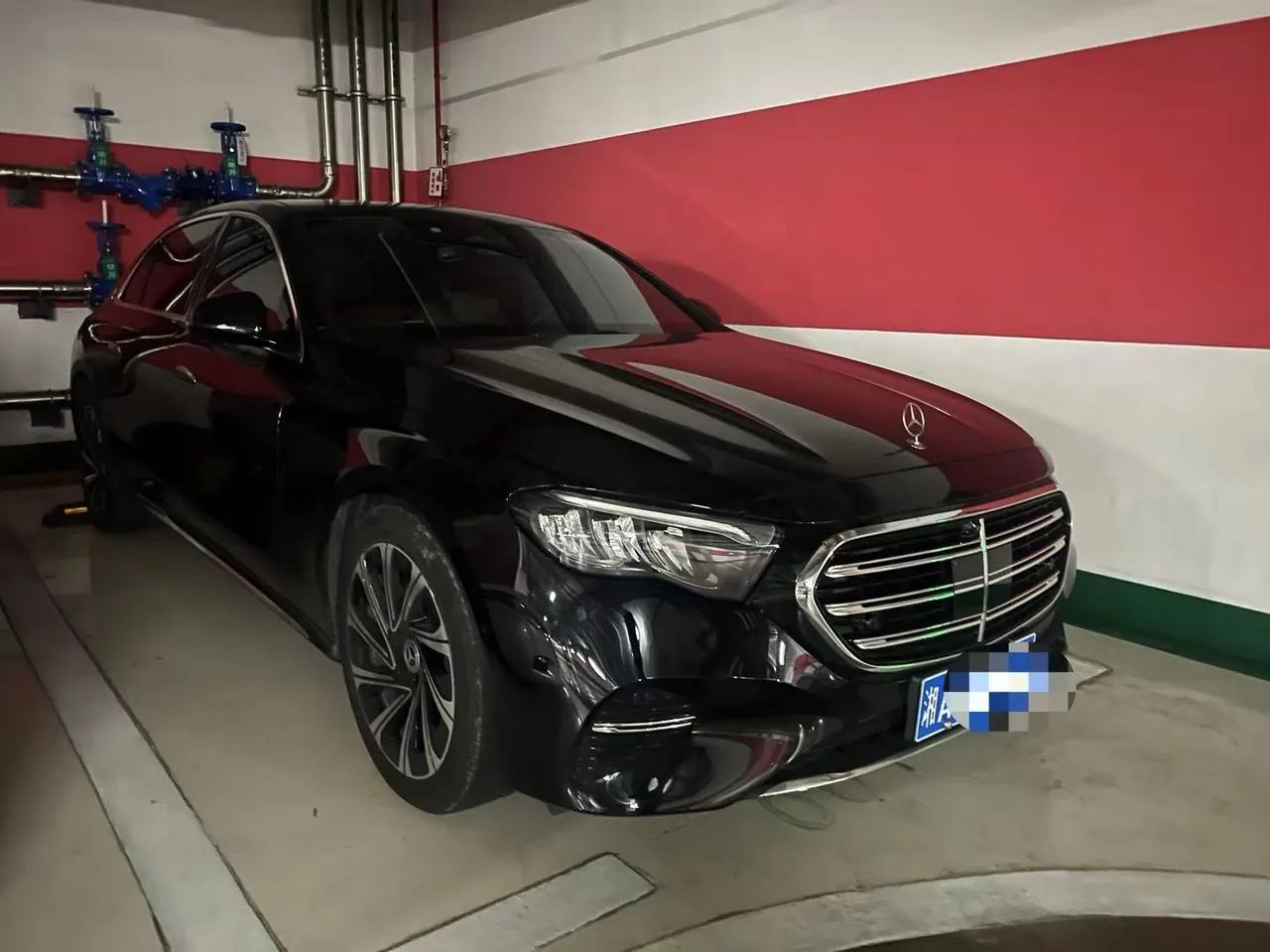 Mercedes Benz E Class 2025 E 260 L 48V 2.0T Automatic 3