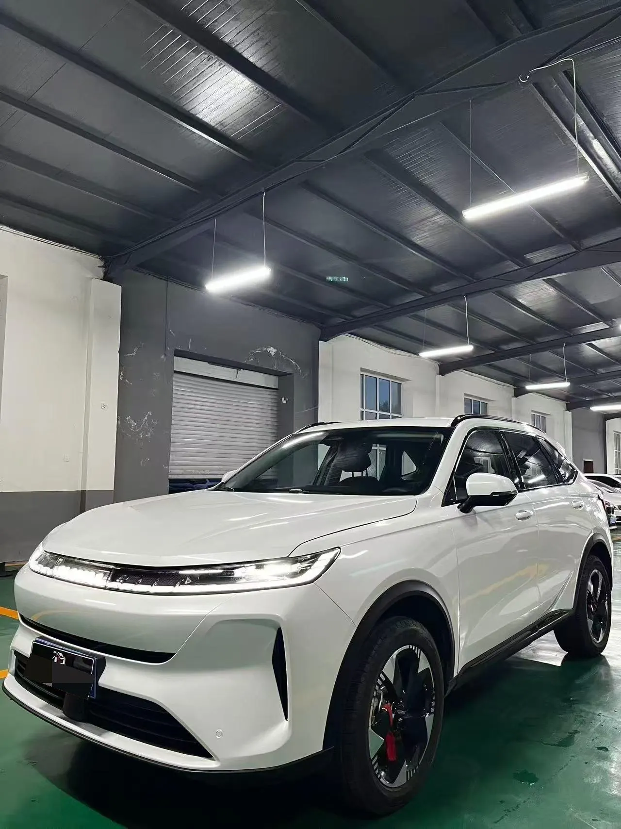Open image lightbox: Haval 2026 H6L 2.0T Ultra Auto