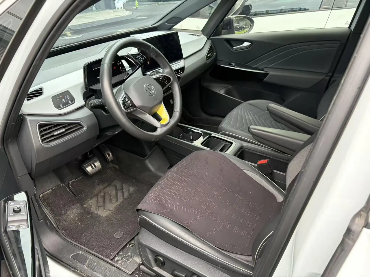 Volkswagen 2023 ID. 3 Upgraded Pure Smart Edition, Automatic Transmission 7