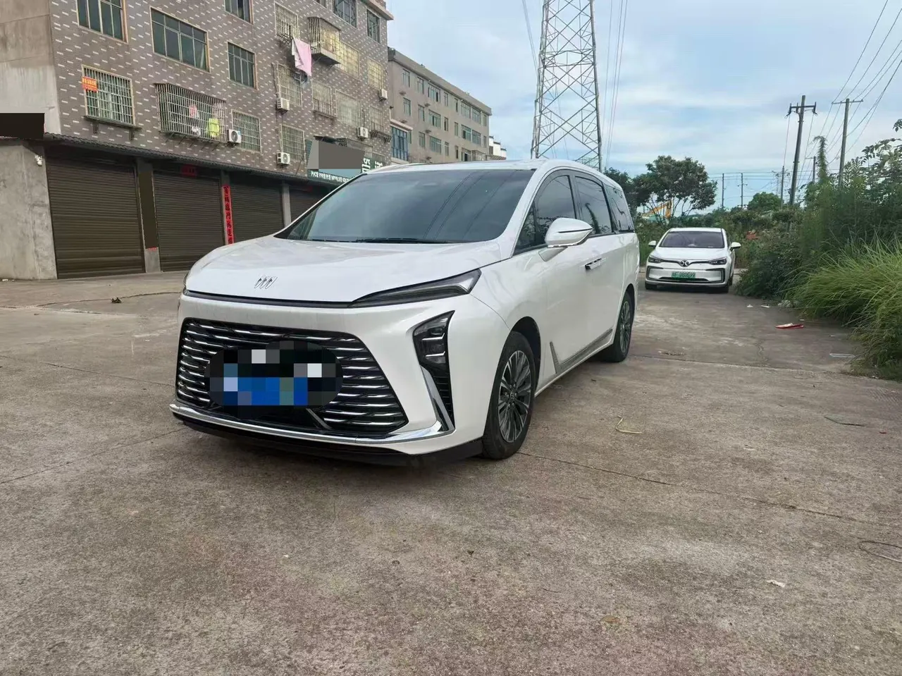 Buick 2025 GL8 ES Lu Zun 48V 2.0T Enjoy Heyue Edition Automatic Gear - View 1