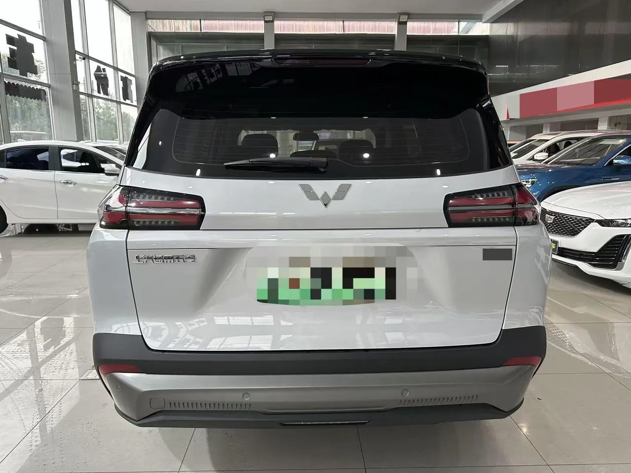 WuLing 2026 Starlight 560 500km Luxury Automatic Gear 3