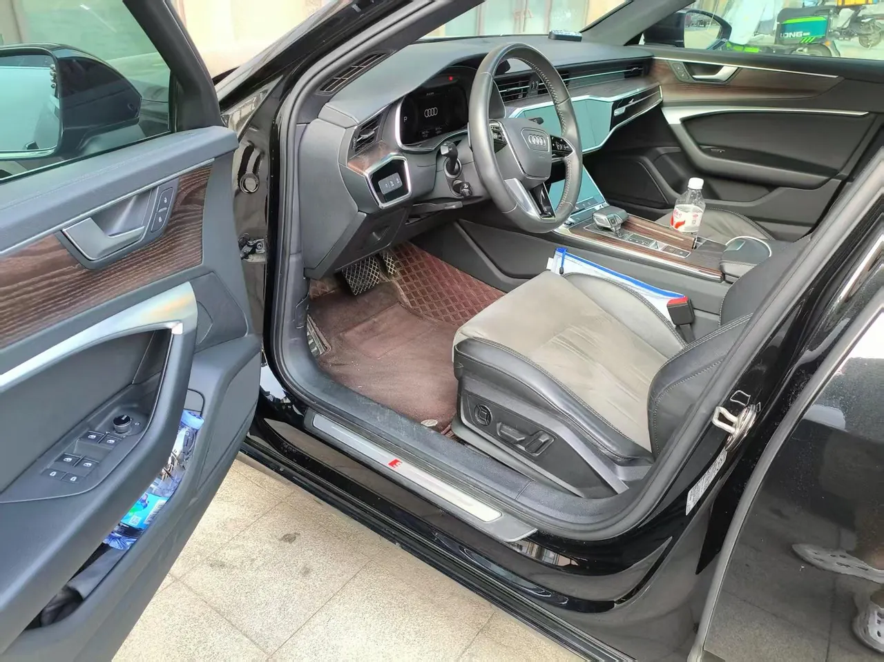 Audi 2021 A6L 2.0TFSI 40TFSI Deluxe Dynamic Automatic 4