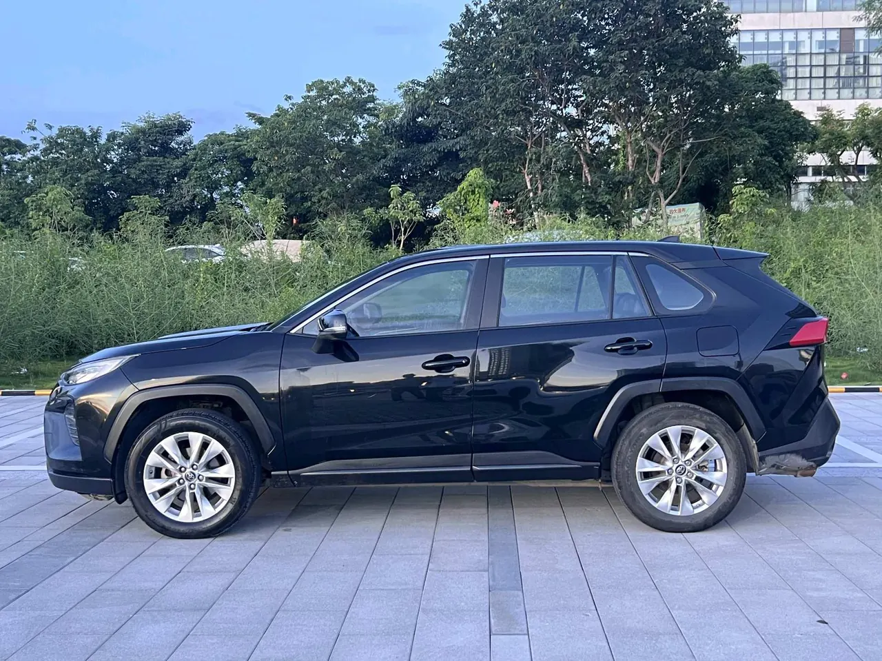 Toyota 2022 Wilanda 2.0 Stepless Two-Drive Leading Edition (Modified) Automatic Gear 3