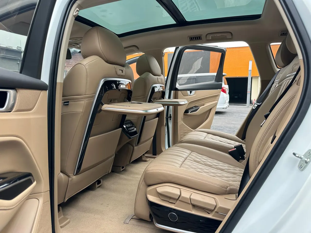 WuLing 2023 Capgemini HEV 2.0 Luxury Automatic Transmission 6
