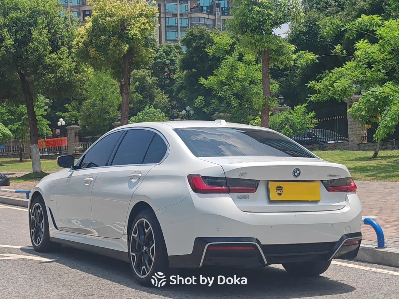 BMW 2025 i3 eDrive 35 L automatic gear 7