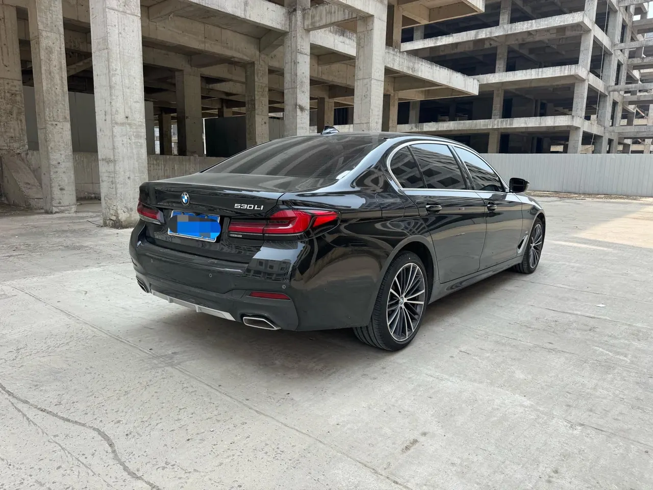 BMW 5 Series 2021 530Li 2.0T Leading M Sports Suit Automatic Gear 3