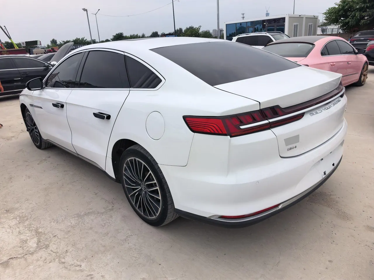 BYD 2020 Han DM 2.0T 4-wheel drive performance version noble automatic gear 6