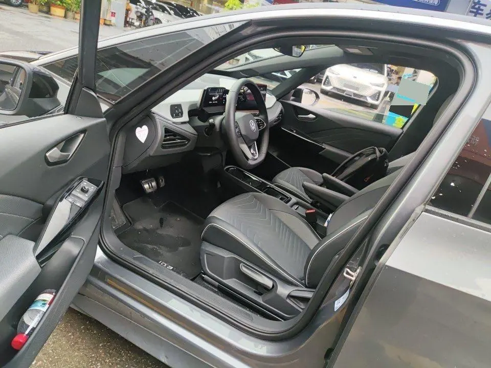 Volkswagen 2024 ID. 3 Pure Intelligence Enjoyment Version, Automatic Transmission 3