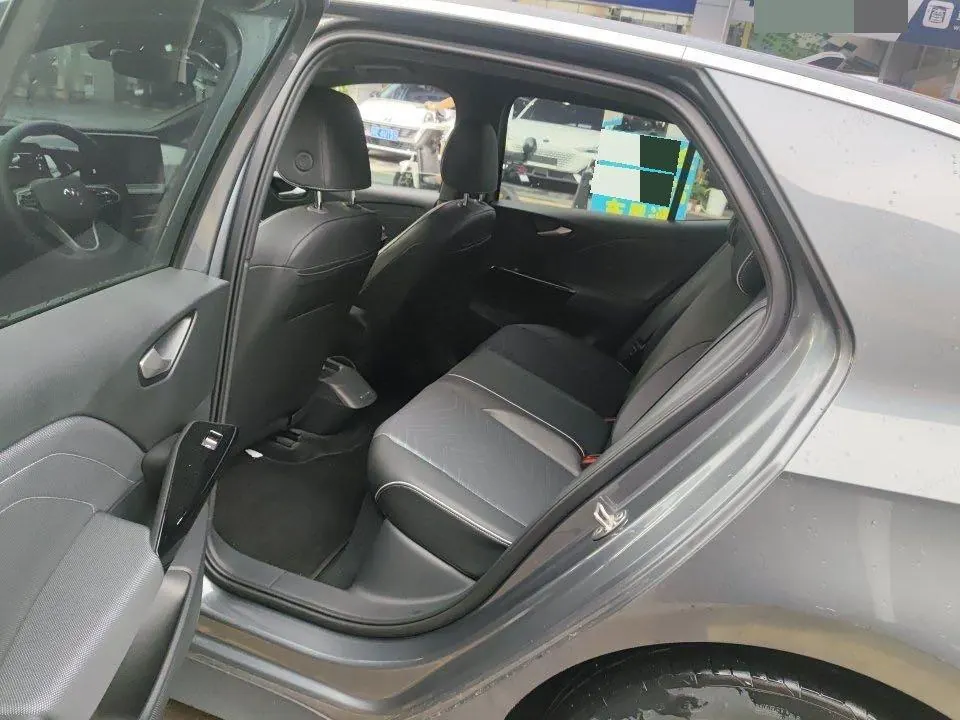 Volkswagen 2024 ID. 3 Pure Intelligence Enjoyment Version, Automatic Transmission 4
