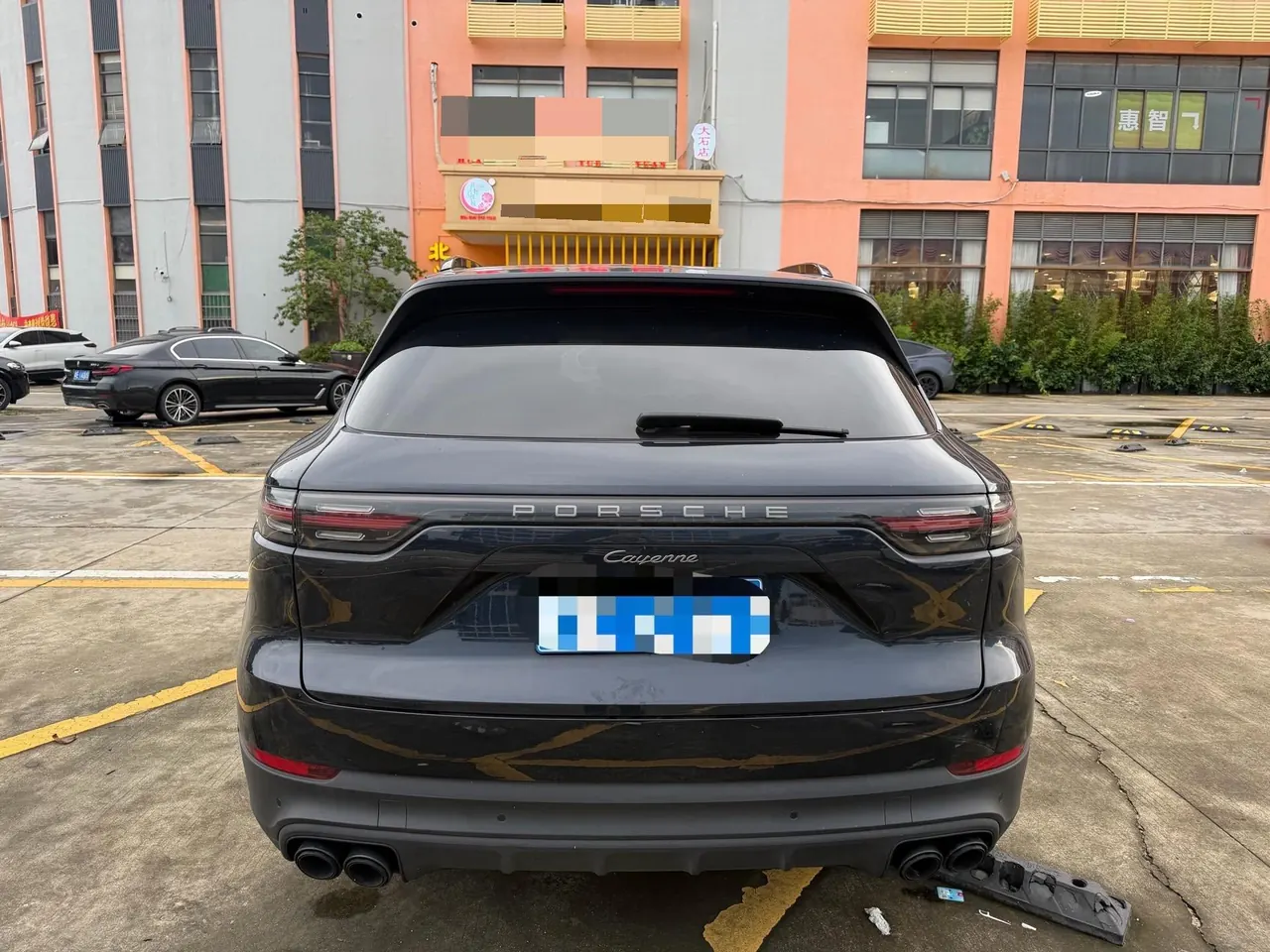 Porsche Cayenne (Imported) 2023 Cayenne 3.0T Platinum Edition Automatic Gear 3