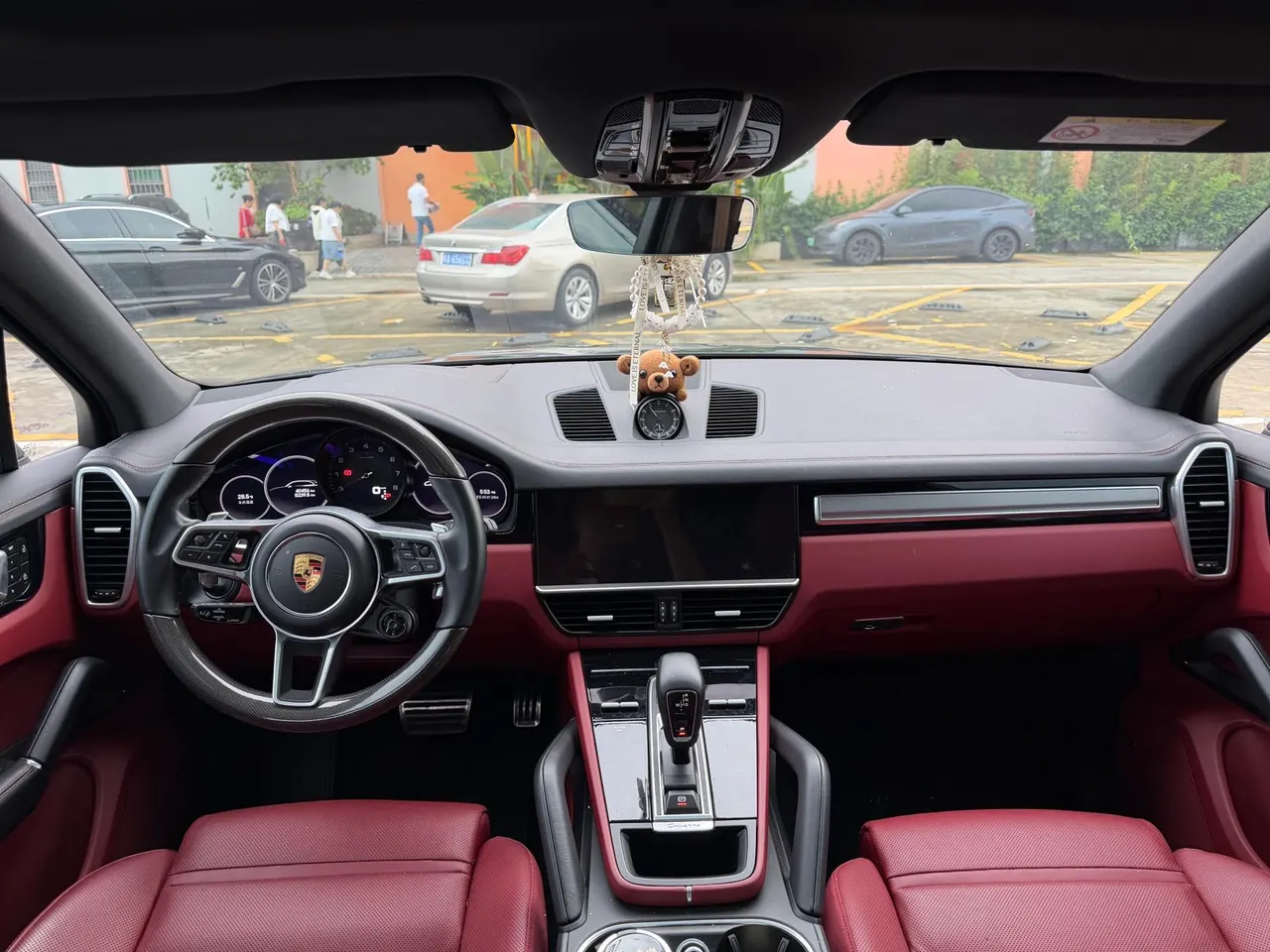 Porsche Cayenne (Imported) 2023 Cayenne 3.0T Platinum Edition Automatic Gear 8