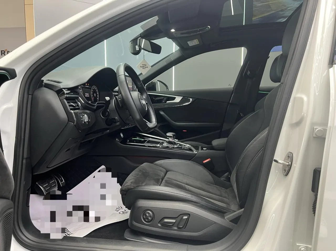Audi 2020 A4L 2.0TFSI 45TFSI Quattro Selected Dynamic Automatic 4