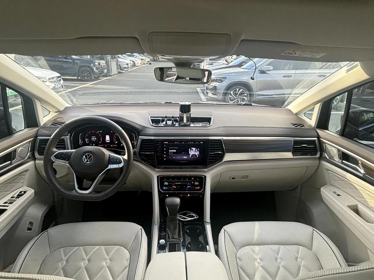 Volkswagen 2020 models of Wei ran (Viloran) 2.0TSI 380TSI flagship automatic gear 6