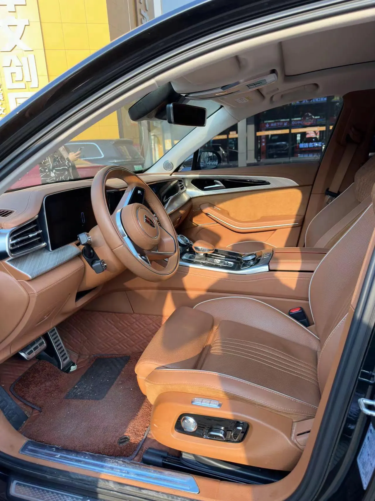 HongQi 2020 H9 48V 2.0T Zhilian Qi Chang Edition Automatic Gear 3