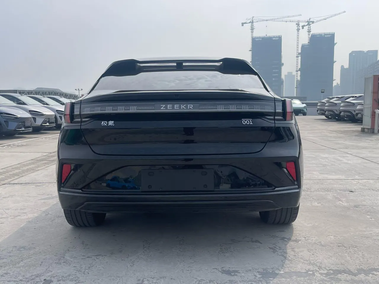 Zeekr 2025 Zeekr 001 YOU version 100kWh four-wheel drive automatic gear 11
