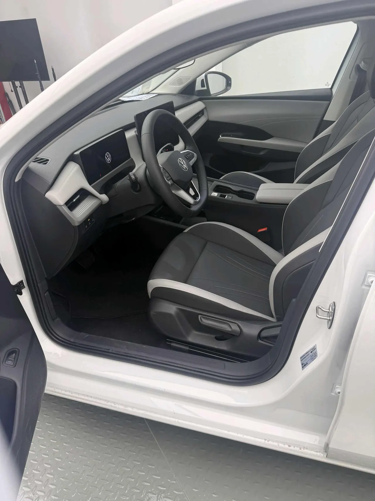Volkswagen 2026 Sagittarius S 1.5 Elite Edition Automatic Gear 3