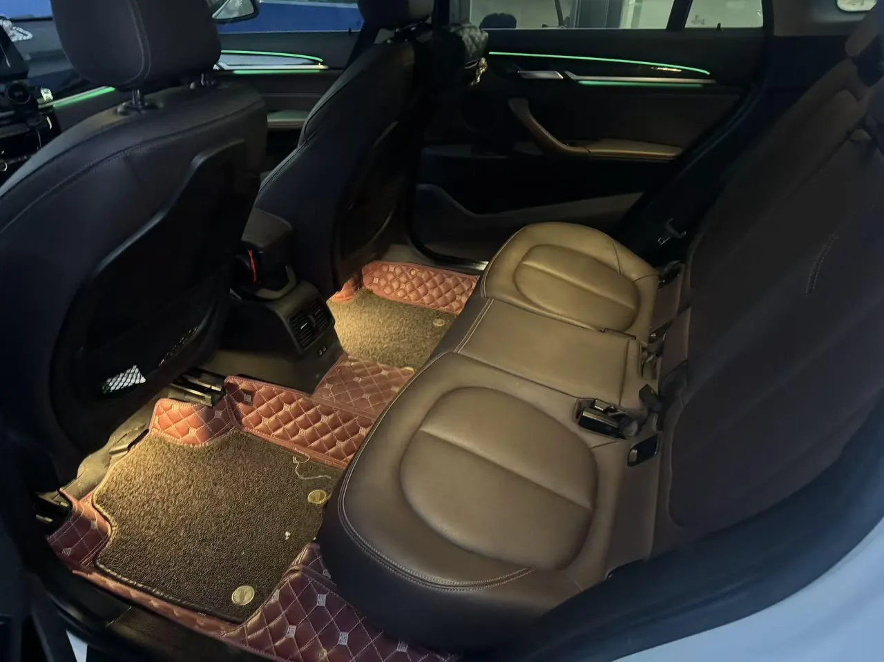BMW 2020 X1 xDrive25Li 2.0T exclusive automatic gear 3